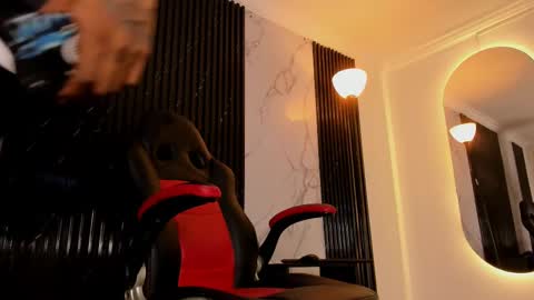 Bryxon  online show from February 23, 2025, 3:56 am