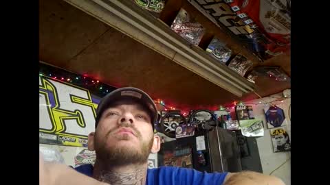 Snapshot of btown3095 chatting on October 3, 2025, 3:03 am btown3095 online show from October 3, 2025, 3:03 am