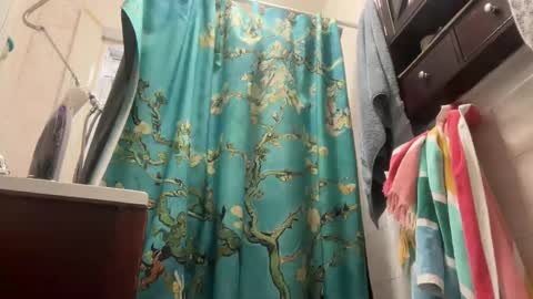 Snapshot of bubbahumps chatting on December 29, 2024, 6:49 pm bubbahumps online show from December 29, 2024, 6:49 pm