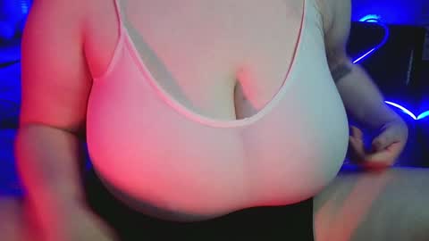 Snapshot of bubble_bambam chatting on December 29, 2024, 5:44 pm Nancy 3 online show from December 29, 2024, 5:44 pm