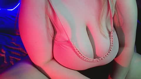 Snapshot of bubble_bambam chatting on January 11, 2025, 12:33 am Nancy 3 online show from January 11, 2025, 12:33 am