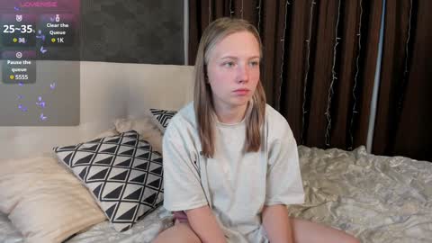 Sabrina  online show from January 10, 2025, 5:05 am