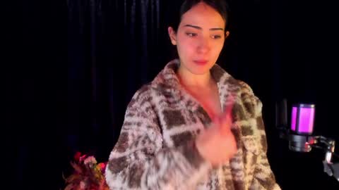 BubbleJereth online show from December 12, 2024, 11:50 am