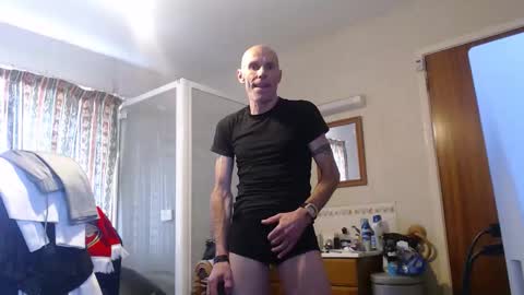 buck70 online show from April 5, 2026, 4:48 pm