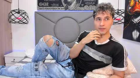 Buddy Whitte online show from November 15, 2025, 12:02 pm