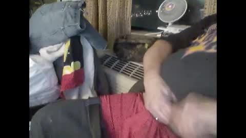 Snapshot of buddyluvzumore chatting on January 31, 2025, 2:04 am buddyluvzumore online show from January 31, 2025, 2:04 am