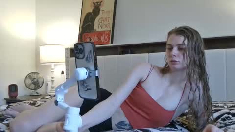 Snapshot of buffybarloe chatting on January 31, 2026, 10:41 pm Buffy online show from January 31, 2026, 10:41 pm