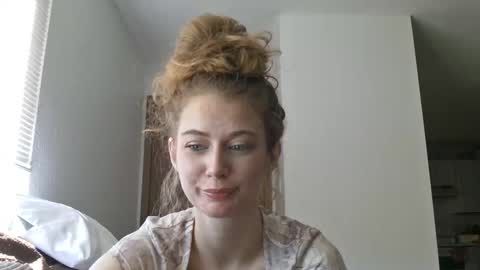 Snapshot of buffybarloe chatting on March 9, 2026, 7:29 pm Buffy online show from March 9, 2026, 7:29 pm