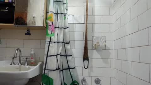 bukkakebae online show from November 7, 2025, 7:08 am