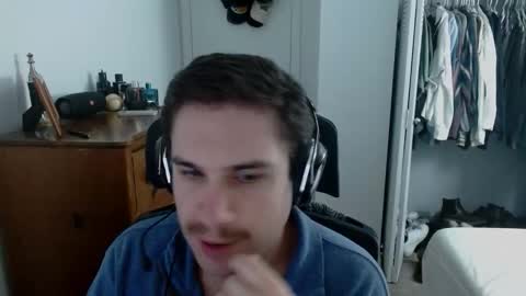 bukkaking online show from December 15, 2025, 3:22 am