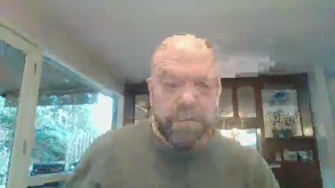 Snapshot of bulldog302w chatting on February 20, 2025, 12:15 pm bulldog302w online show from February 20, 2025, 12:15 pm