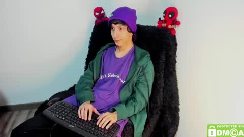 Tonny online show from December 19, 2024, 1:28 am