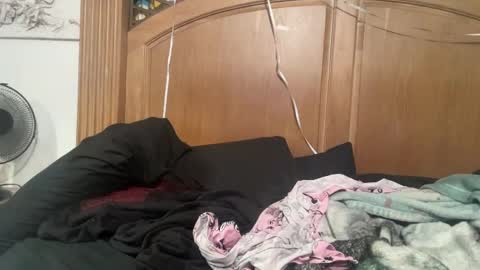 Snapshot of bunbunninjaz chatting on December 20, 2024, 1:43 pm bunbunninjaz online show from December 20, 2024, 1:43 pm