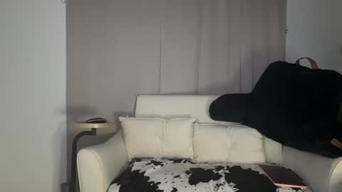 Snapshot of bunnibunxo chatting on November 1, 2025, 6:32 pm Andrea online show from November 1, 2025, 6:32 pm