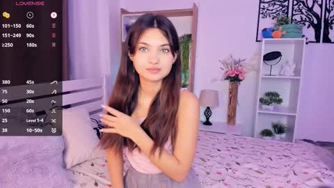 Aria online show from October 17, 2025, 9:01 am