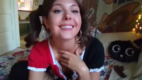 Snapshot of bunnyabigail chatting on October 8, 2025, 10:40 pm Abigail Grace online show from October 8, 2025, 10:40 pm