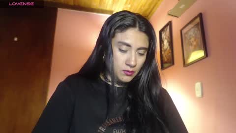 Snapshot of bunnyemilyr0s33 chatting on January 18, 2025, 10:49 am bunnyEmilyR0s33 online show from January 18, 2025, 10:49 am