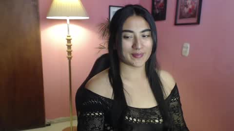 bunnyEmilyR0s33 online show from May 21, 2026, 3:19 pm