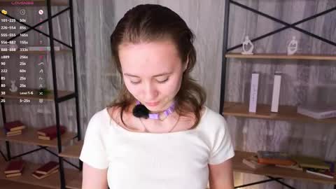 Lizy online show from April 14, 2026, 9:10 pm