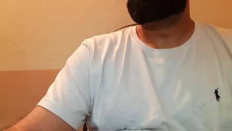 Hairy Arabian online show from December 25, 2024, 5:58 pm