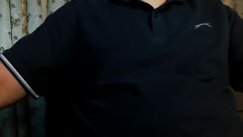 Hairy Arabian online show from April 13, 2026, 7:03 am