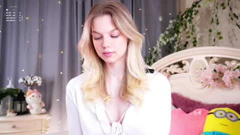 Snapshot of burnletitallburn chatting on March 15, 2026, 3:51 pm Jessica online show from March 15, 2026, 3:51 pm