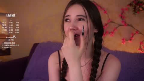 Snapshot of burnletitallburn chatting on April 12, 2026, 7:57 am Jessica online show from April 12, 2026, 7:57 am