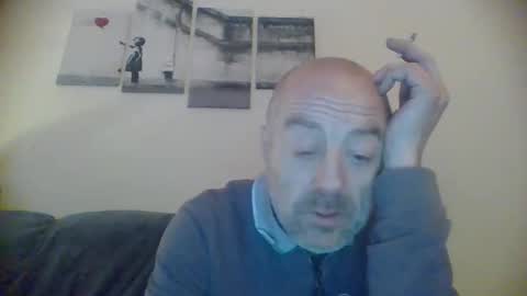 burnleyguy1977 online show from December 21, 2024, 1:04 am