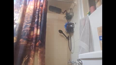 Snapshot of burntbuns710 chatting on November 11, 2025, 7:41 am LostSingledad online show from November 11, 2025, 7:41 am