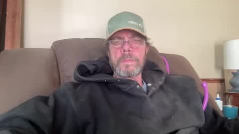 bushbeautician online show from January 19, 2025, 3:21 pm