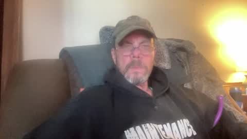 bushbeautician online show from February 2, 2025, 9:34 pm