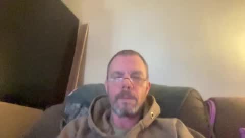 bushbeautician online show from February 7, 2025, 4:03 pm