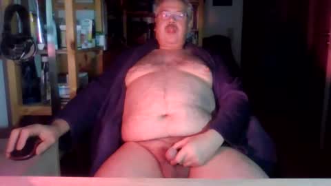 Snapshot of busibaer666 chatting on January 18, 2025, 10:17 pm busi online show from January 18, 2025, 10:17 pm