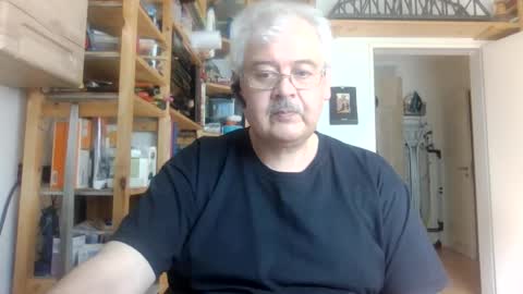 Snapshot of busibaer666 chatting on September 22, 2025, 12:18 pm busi online show from September 22, 2025, 12:18 pm