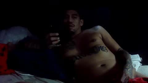 Snapshot of bustnfatloads2 chatting on October 12, 2025, 3:55 pm bustnfatloads2 online show from October 12, 2025, 3:55 pm