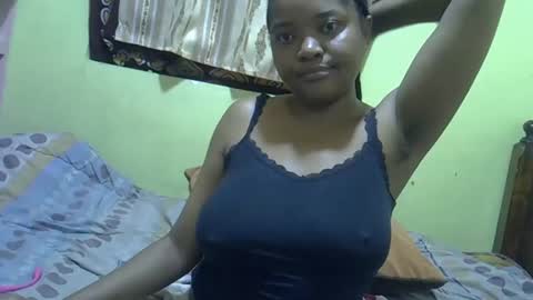 busty kenzi online show from December 24, 2024, 12:33 am