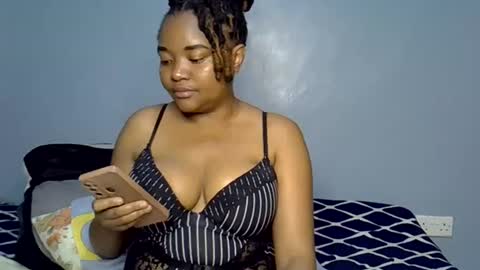busty kenzi online show from June 29, 2026, 12:05 pm