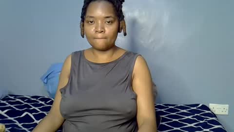 busty kenzi online show from July 19, 2026, 12:53 pm