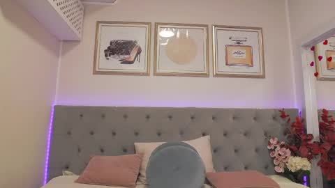      online between 6AM and 2PM EET almost everyday. online show from April 8, 2026, 3:28 am