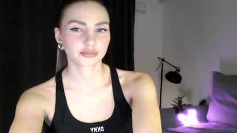 Snapshot of butterflys_ chatting on February 28, 2025, 10:17 pm Lauren online show from February 28, 2025, 10:17 pm