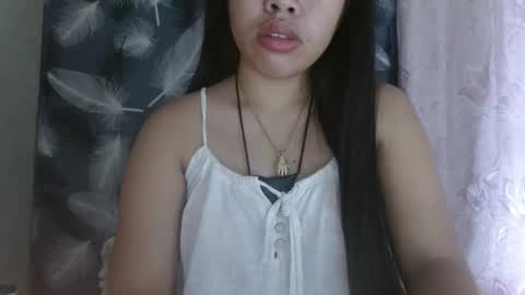 Snapshot of buttygirl18 chatting on February 14, 2025, 12:30 am maya online show from February 14, 2025, 12:30 am