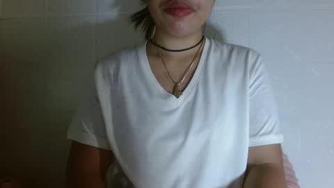 Snapshot of buttygirl18 chatting on February 17, 2025, 3:25 am maya online show from February 17, 2025, 3:25 am