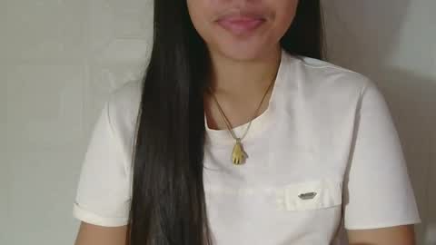 Snapshot of buttygirl18 chatting on February 26, 2025, 7:53 am maya online show from February 26, 2025, 7:53 am