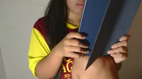 Snapshot of buttygirl18 chatting on March 11, 2025, 1:48 am maya online show from March 11, 2025, 1:48 am