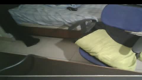 Snapshot of bwc_thebully chatting on October 20, 2025, 3:45 pm bwc_thebully online show from October 20, 2025, 3:45 pm