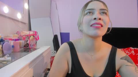 Snapshot of byanca_winklar chatting on December 3, 2024, 5:55 pm     online show from December 3, 2024, 5:55 pm