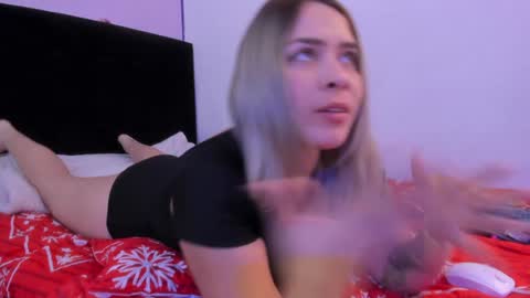 Snapshot of byanca_winklar chatting on December 14, 2024, 6:52 pm     online show from December 14, 2024, 6:52 pm