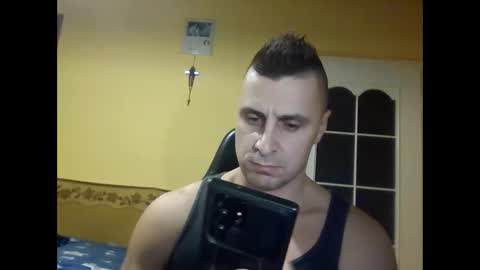 bzykacz1988 online show from December 10, 2024, 11:30 pm