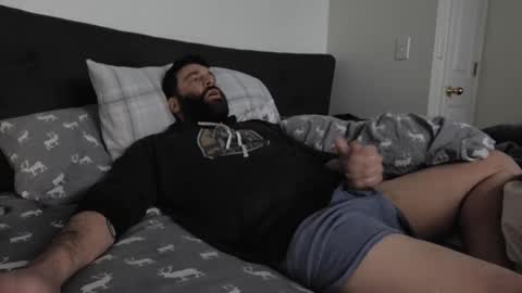 c2cmee online show from December 16, 2024, 8:48 pm