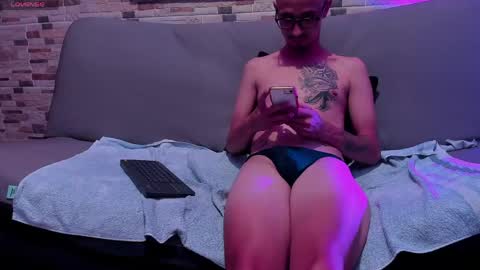 Snapshot of c_ooll01 chatting on April 21, 2026, 2:51 am Alexis Eric - Independent Model online show from April 21, 2026, 2:51 am